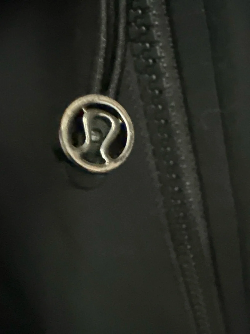 Black Lululemon Hooded Define Jacket Size 8. Good Condition.